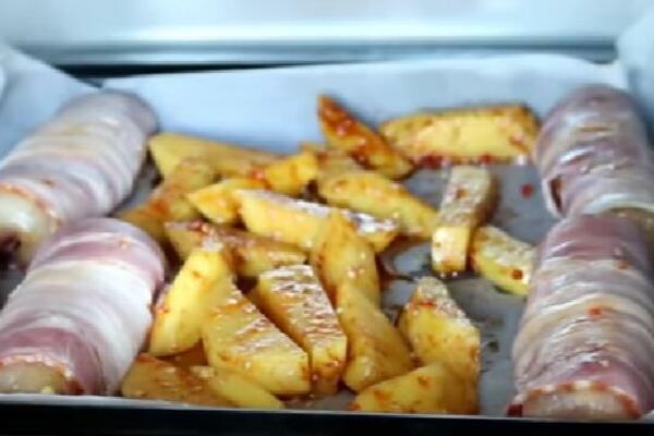 SVINJSKE ROLNICE SA SIROM ZA SVE GURMANE: Specijalitet za vašu TRPEZU (RECEPT)