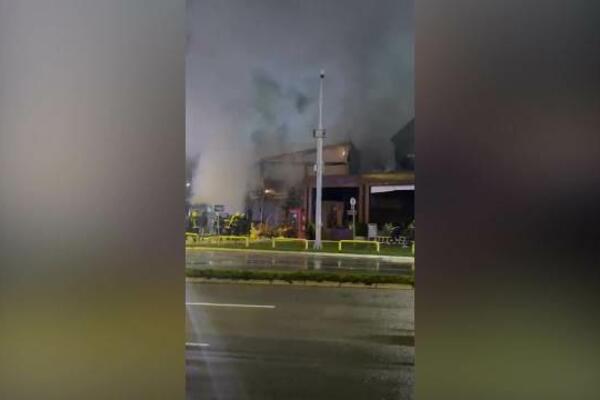LOKALIZOVAN POŽAR NA NOVOM BEOGRADU: Pojavili se NOVI DETALJI (VIDEO)