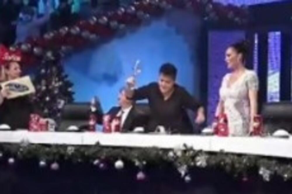 MARIJA ŠERIFOVIĆ RAZBIJALA ČAŠE U ZVEZDAMA GRANDA: Pogledajte ovaj HAOS! (VIDEO)