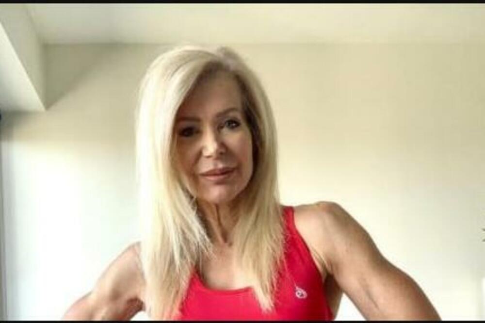 MOMCI ME VIŠE STARTUJU NEGO MOJU UNUKU: Kada FITNES BAKA (64) uđe u teretanu svi se okreću (FOTO)