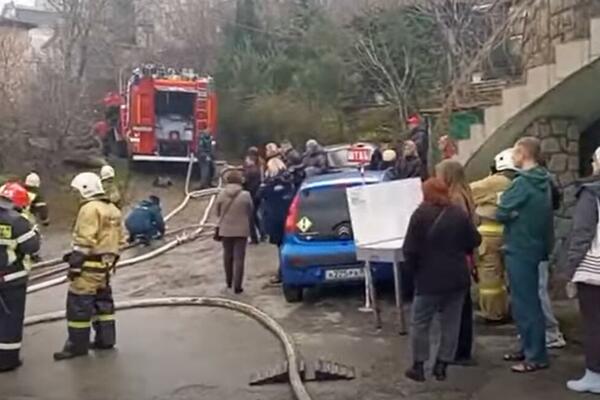 BEBA I MAJKA ZADOBILE OPEKOTINE NAKON EKSPLOZIJE BOJLERA! U stanu se srušio i plafon