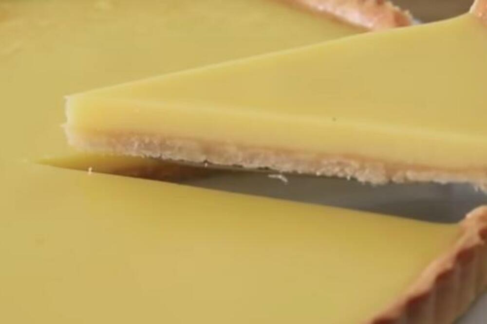 LIMUN PUTA ZA SVE LJUBITELJE KISELKASTIH KOLAČA: Uz 1 TRIK biće kao iz POSLASTIČARNICE (RECEPT)