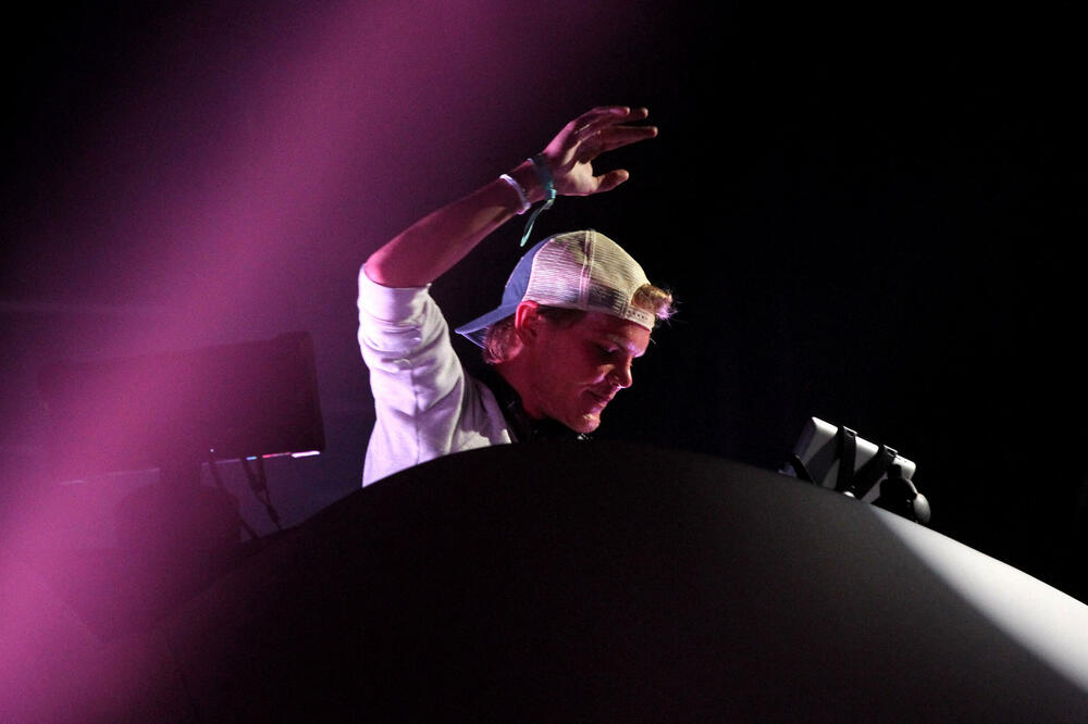 SLAVNI MUZIČAR SE UBIO: Otkriveni detalji iz NJEGOVOG DNEVNIKA