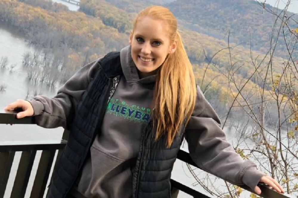 NASTAVNICA SE UPOZNALA SA MALOLETNIKOM NA BIZARAN NAČIN, PA SU ZAVRŠILI U KREVETU: Preti joj i do 20 godina ZATVORA