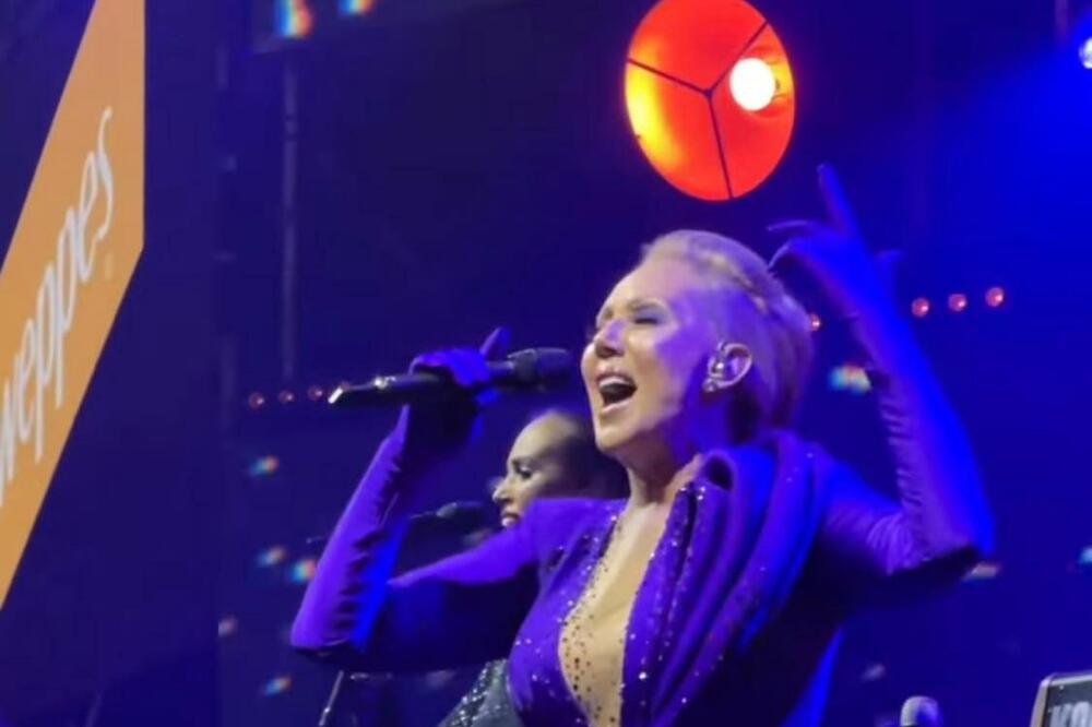 MREŽASTE ČARAPE, DEKOLTE I DUBOKI ŠLIC: Brena nikada nije bila OVAKO IZAZOVNA, zapalila masu kada se POJAVILA!