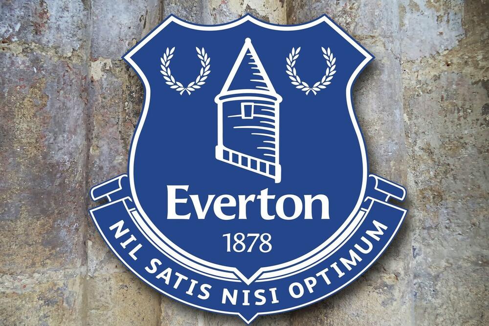 EVERTON DOVEO VAŽNO POJAČANJE: Bek Dinama zadužio dres "Karamela" do 2026. godine!