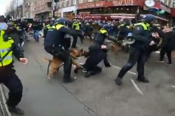 NEVIĐENI HAOS NA ULICAMA U HOLANDIJI: Sukob između policije i demonstranata PUŠTENI I PSI! (VIDEO)