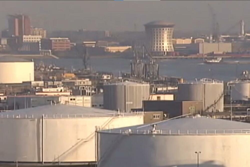 NAFTNE KOMPANIJE ĆE MORATI DA OBEZBEDE REZERVE? Nova mera protiv energetske krize stupa na snagu