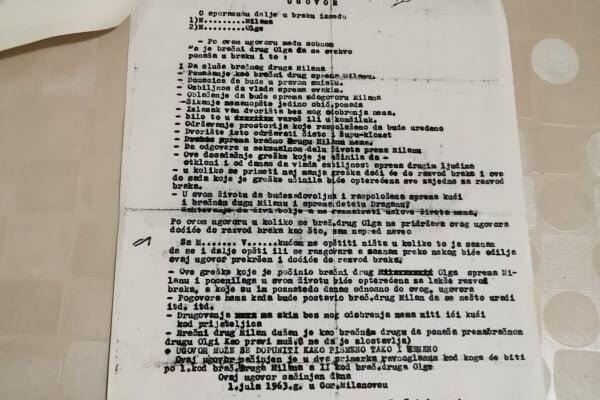 SREDOJE JE PRE POLA VEKA UGOVOROM ODREDIO "PRAVILA BRAČNE IGRE": Danas se to NIJEDNOJ ŽENI ne bi dopalo! (FOTO)