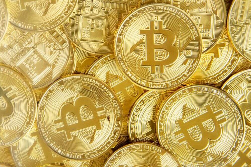 TREND RASTA BITKOINA SE NASTAVLJA: U 2021. porastao preko 60%. Šta nas očekuje u 2022. godini?