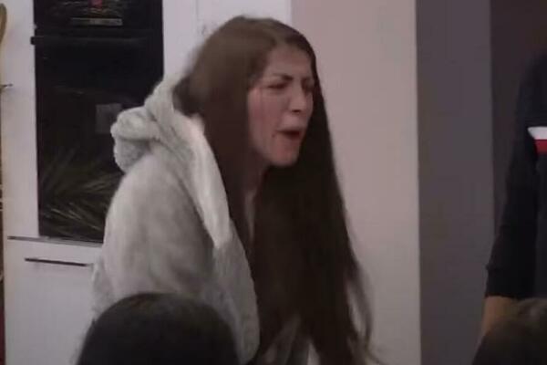 LUKS PLANIRA DA POVREDI DALILU? Ona se hitno oglasila PRODUKCIJI, pale ŽESTOKE PRETNJE!