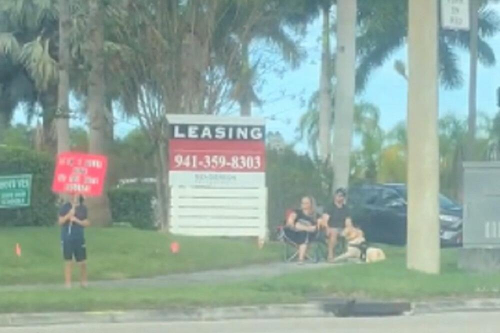 RODITELJI KAZNILI ROĐENO DETE TAKO ŠTO SU GA PONIZILI: Mnogi su ih NAJSTRAŠNIJE osudili (VIDEO)