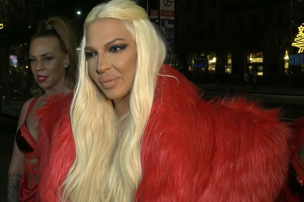 OVO JE DEDA JELENE KARLEUŠE: Prvi put vidimo FOTOGRAFIJU, imao je TEŽAK ŽIVOT