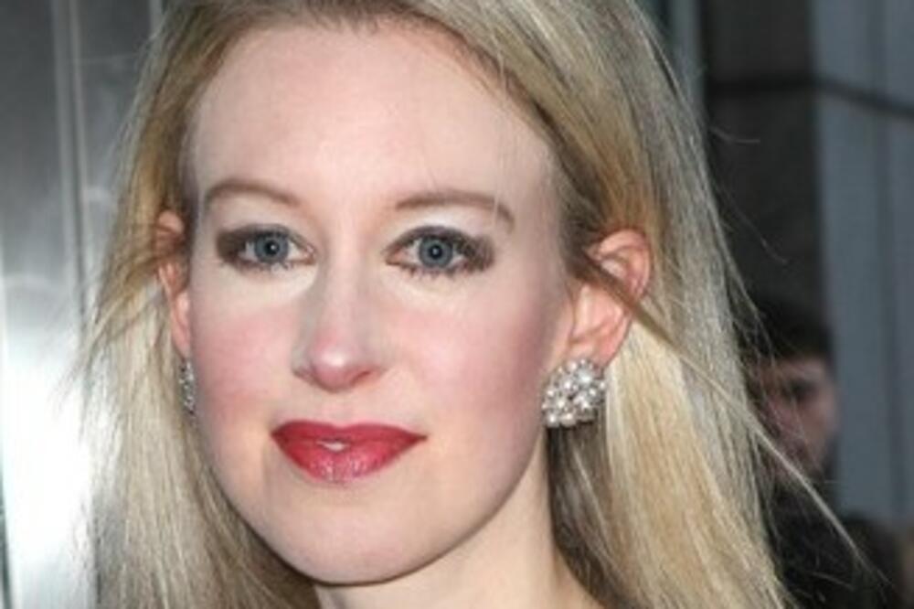 NAJMLAĐA MILIJARDERKA PROGLAŠENA KRIVOM: Elizabet prevarila SVET, preti joj kazna od 20 godina zatvora!