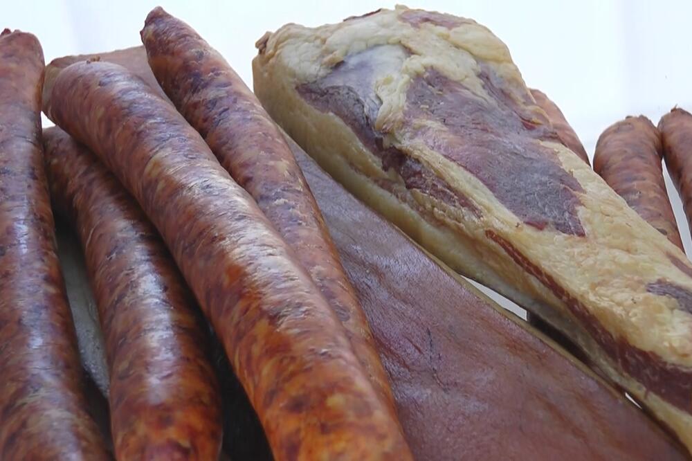 OVU HRANU ODMAH BACITE NAKON ISTEKA ROKA IAKO BOJA I MIRIS OSTAJU NEPROMENJENI: Preti vam najgore TROVANJE