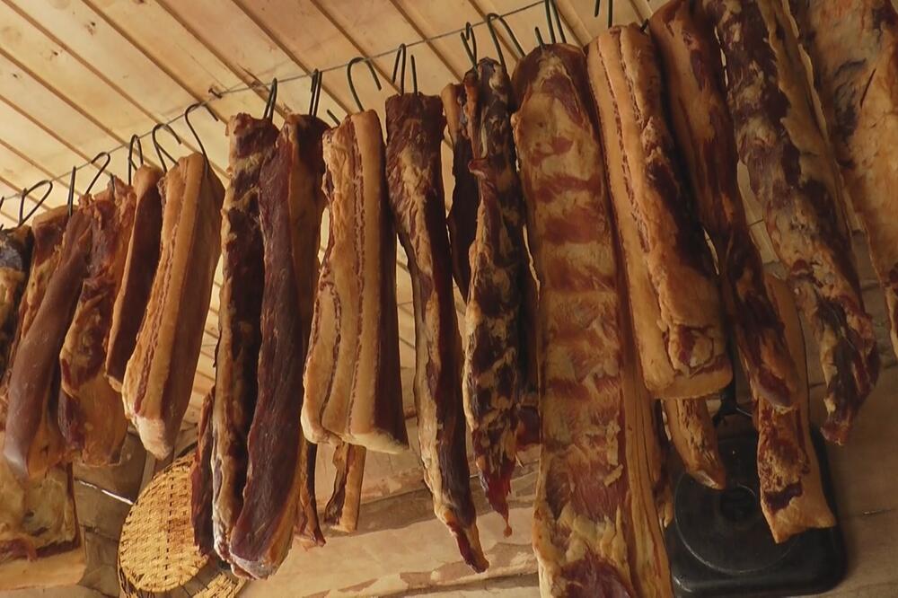 OVAJ SPECIJALITET SA ZLATIBORA SVI MASOVNO TRAŽE: Nema boljeg u srpskim KRAJEVIMA, davićete se u njemu non-stop