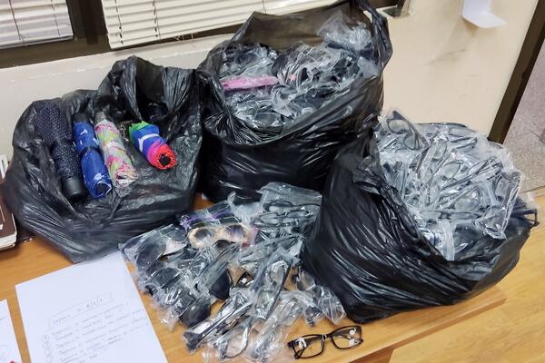 SVI PRIČAJU O OVOM BRAČNOM PARU IZ VRANJA: U fabričkim šupljinama automobila pronađena OVA ROBA, HIT! (FOTO)