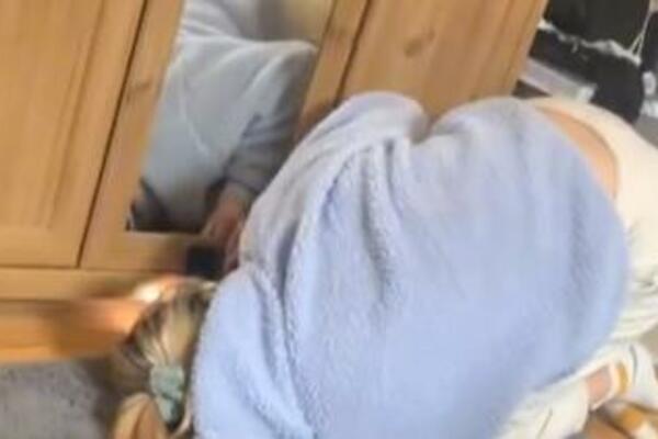 PROFI DETEKTIVKA! Pronašla TAMPON kod dečka u SOBI i bacila se na POSAO, njena METODA otvara NOVA VRATA! (VIDEO)