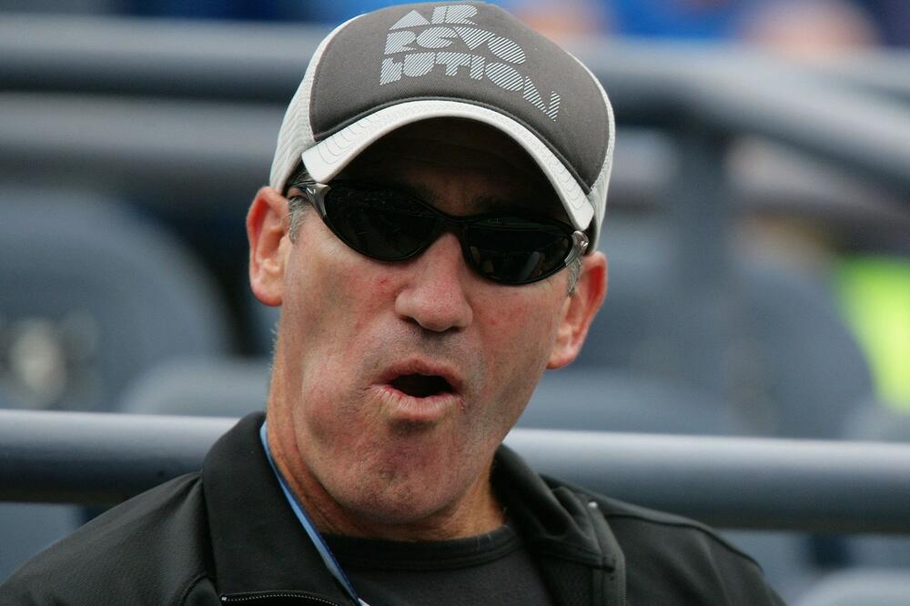 ČUVENI TRENER IZRIČIT: Ako "Džokeru" zabrane da igra, i ostali nevakcinisani treba DA IDU KUĆI!