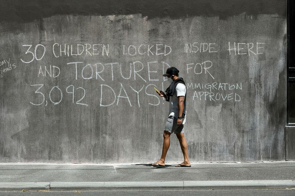 ĐOKOVIĆEV KOMŠIJA IZ "HOTELA UŽASA" SE OBRATIO POTRESNOM PORUKOM: Psihički i fizički smo bolesni zbog ovog mučenja!