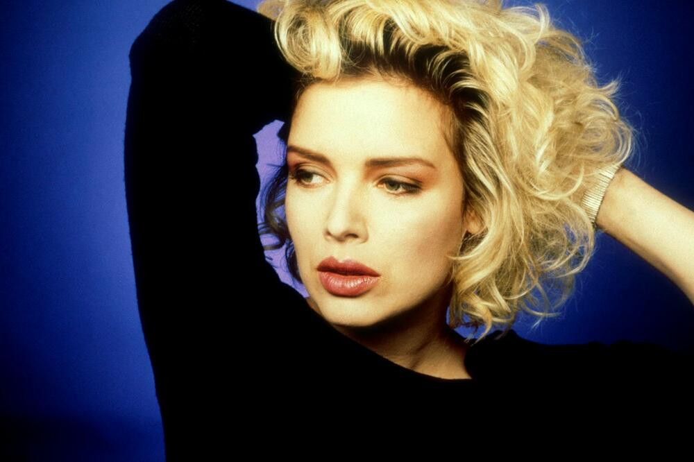 SVI SU JE OBOŽAVALI, A ONA JE VOLELA POROKE: Nekada velika zvezda danas izgleda NEPREPOZNATLJIVO, ljudi FRAPIRANI