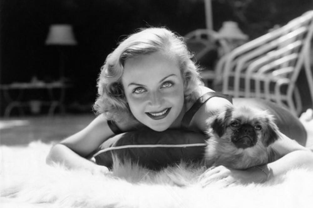 NA TOM MESTA PRONAĐENA JE NJENA MINĐUŠA: Jeziva TRAGEDIJA je uništila NAJVEĆU LJUBAV svetskog ZAVODNIKA!