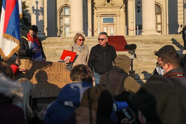 ZAKAZAN NOVI PROTEST PODRŠKE ĐOKOVIĆU ISPRED SKUPŠTINE: Poznat i termin okupljanja!