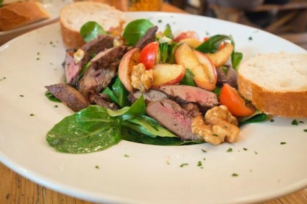 SRBI VOLE DŽIGERICU, ALI OVO JE NEŠTO TOTALNO DRUGAČIJE: Spremite je kao SALATU, zaboravićete na PILETINU (RECEPT)