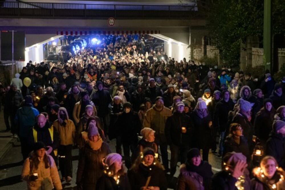 NEMAČKA POOŠTRILA MERE: Broj zaraženih ne prestaje da RASTE, OMIKRON uzeo MAHA