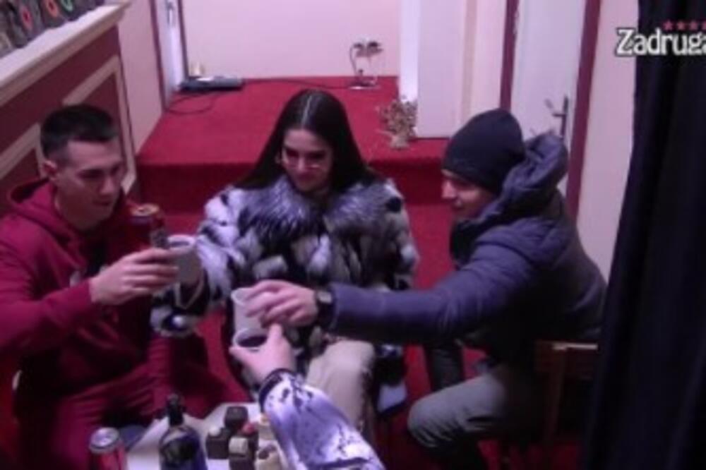 OVAKO JE MATEJA MATIJEVIĆ REAGOVAO KADA JE SAZNAO DA MU SE SESTRA VENČALA!