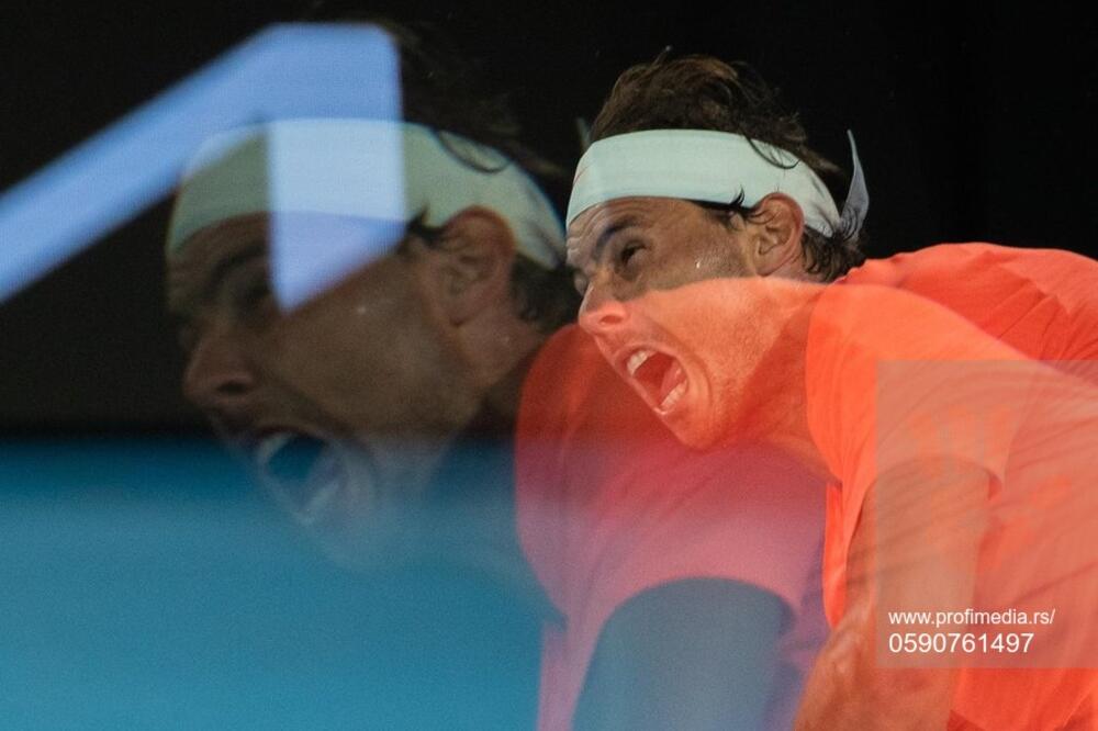 NADALOVO UMRTVLJENO STOPALO: Toni podelio priču o bolovima kroz koje prolazi!