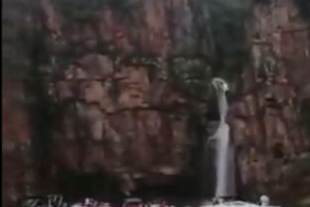 POTRESNE SCENE IZ BRAZILA: Na čamce podno vodopada OBRUŠILA SE STENA, ima i MRTVIH (VIDEO)