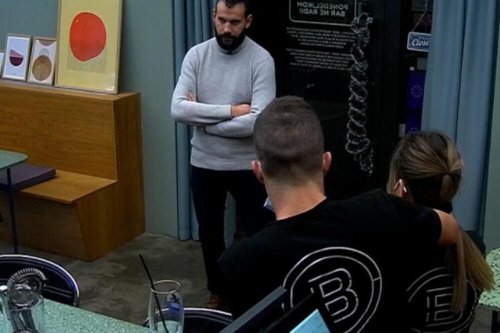 MENADŽER NENAD OTKRIO ŠOK DETALJE! U BARU SU KRALI: Bilo mu žao da ih kazni!