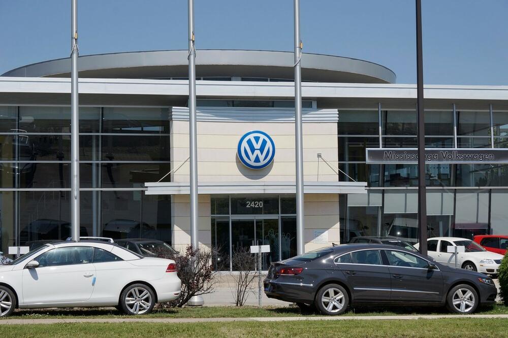 ZBOGOM PASATU! Volkswagen PREKIDA proizvodnju popularnog VOZILA za EVROPSKO tržište, ne brinite - STIŽE MU ZAMENA!