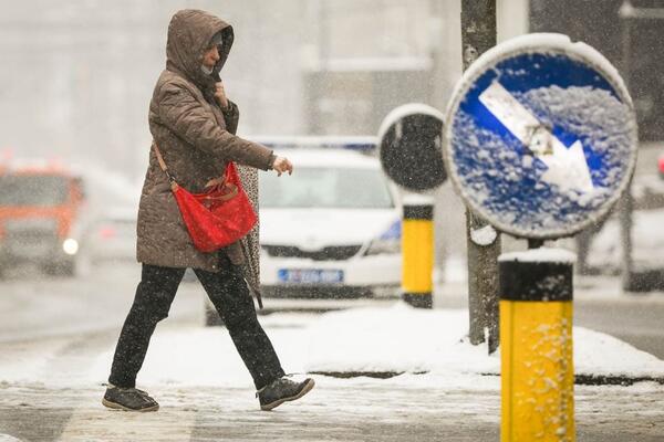 U NAJHLADNIJEM MESTU U SRBIJI NOĆAS IZMERENO MINUS 26 STEPENI! Debeli minus svuda u zemlji, evo kada će otopliti!