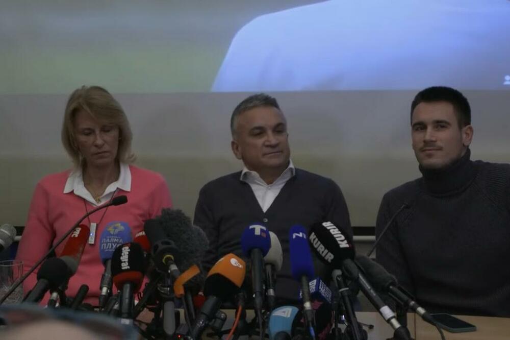 NOVAKOVI VERNI FANOVI POTEGLI PUT DO BEOGRADA: Ovakav GEST njegova PORODICA NEĆE MOĆI DA ZABORAVI! (FOTO)