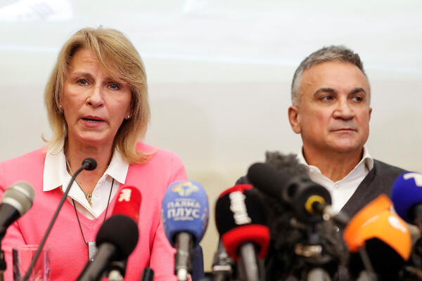 ĐOKOVIĆI NA NOGAMA, NEOČEKIVANE VESTI SAOPŠTENE: Za sve JE KRIVA NJIHOVA NOVA SNAJKA!