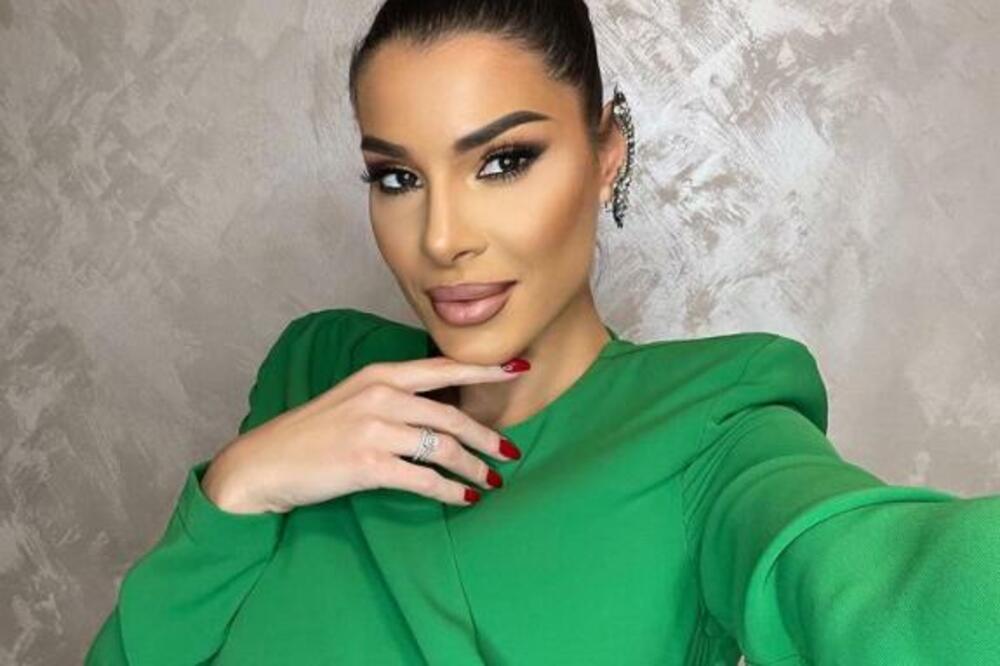 MIA BORISAVLJEVIĆ OTKRILA KOJI NAPITAK PIJE SVAKO JUTRO! Nema kafe, a čim OTVORI OČI uradi OVO: Zato je i ZGODNA