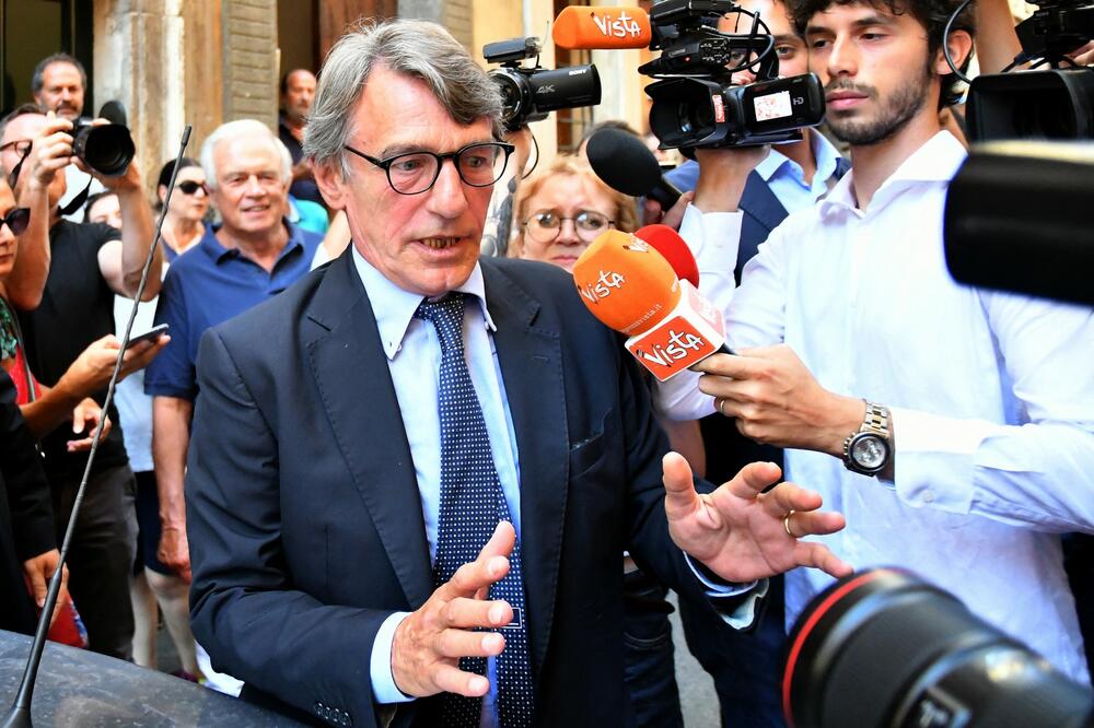 PREMINUO PREDSEDNIK EVROPSKOG PARLEMENTA! David Sasoli se lečio od decembra, ali nije izdržao