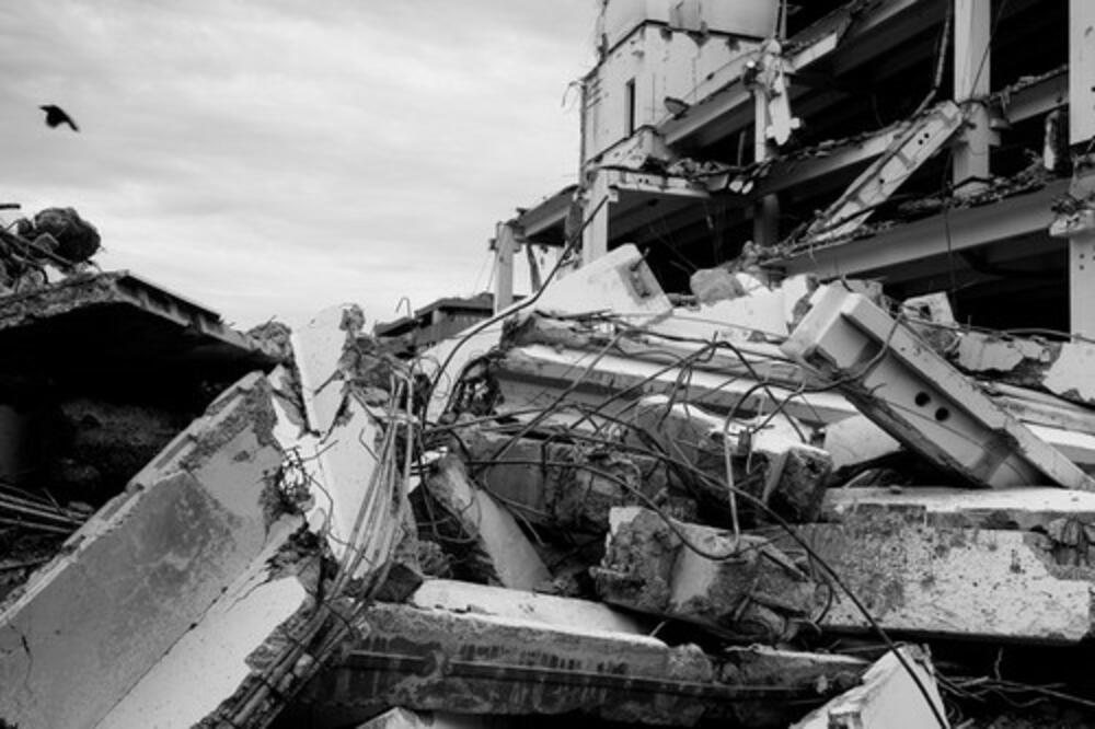 NOVE STRAŠNE VESTI NAKON RUŠENJA ZGRADE: Ima poginulih, ALARMANTNO