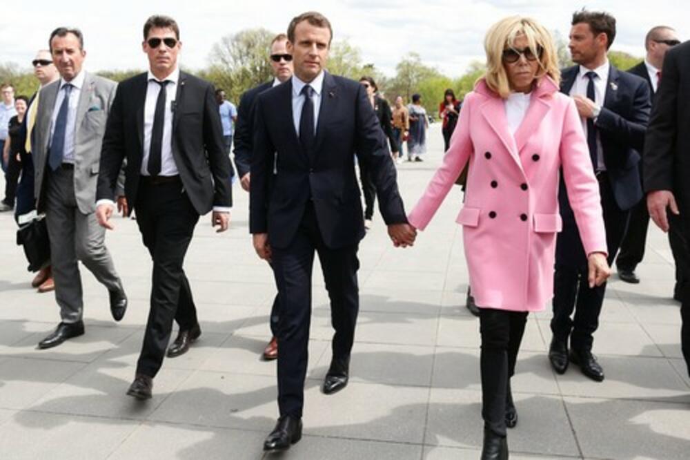 Emanuel Makron, Bridžit Makron