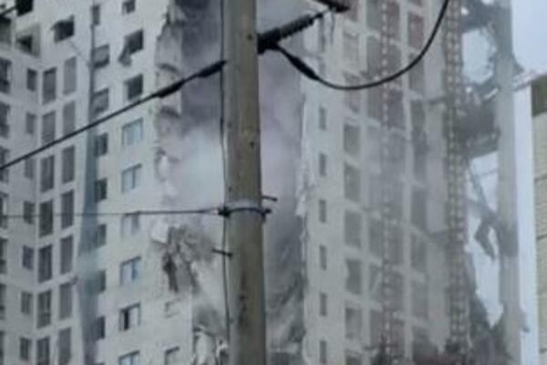 HOROR U JUŽNOJ KOREJI: Najmanje 6 osoba poginulo u padu zgrade, na desetine povređenih, a za mnogima se još traga!