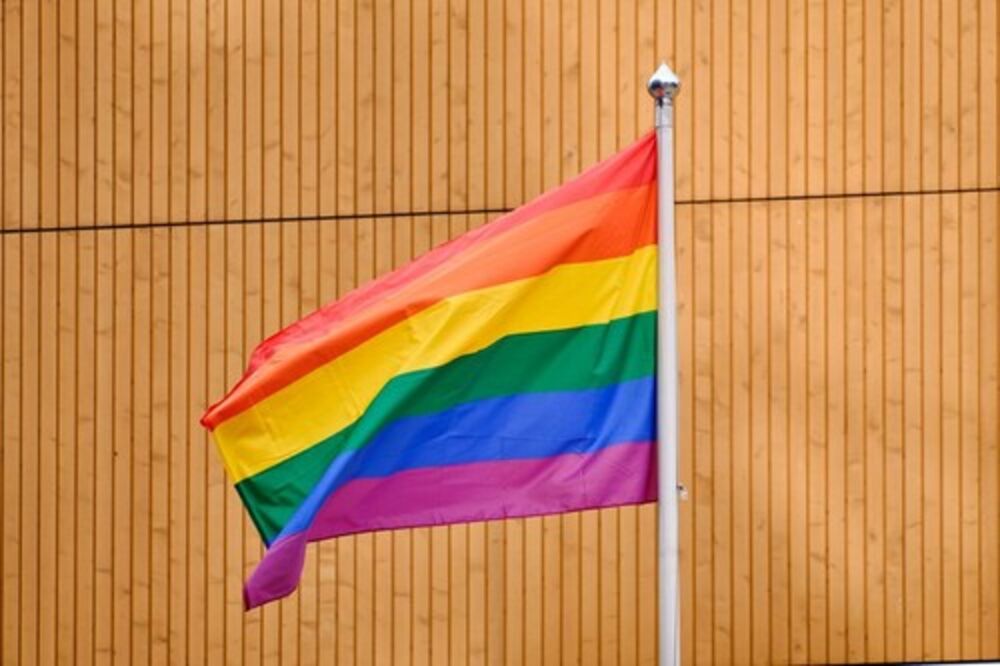 LGBTQI+ zastava