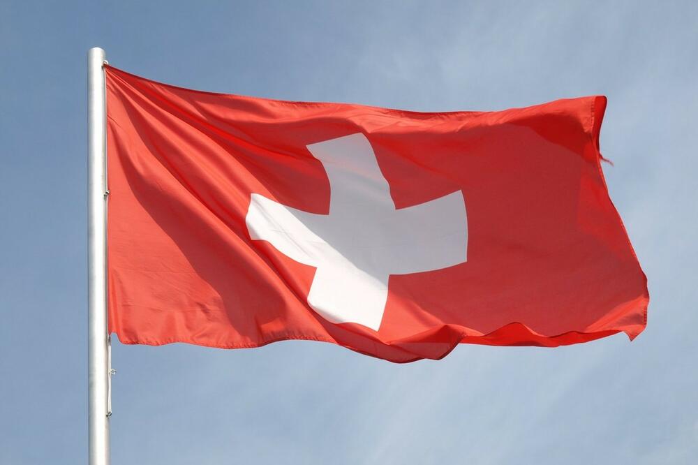 OPA, KAKAV PREOKRET: Švajcarska odbila zahtev Danske za izvoz oružja u Ukrajinu