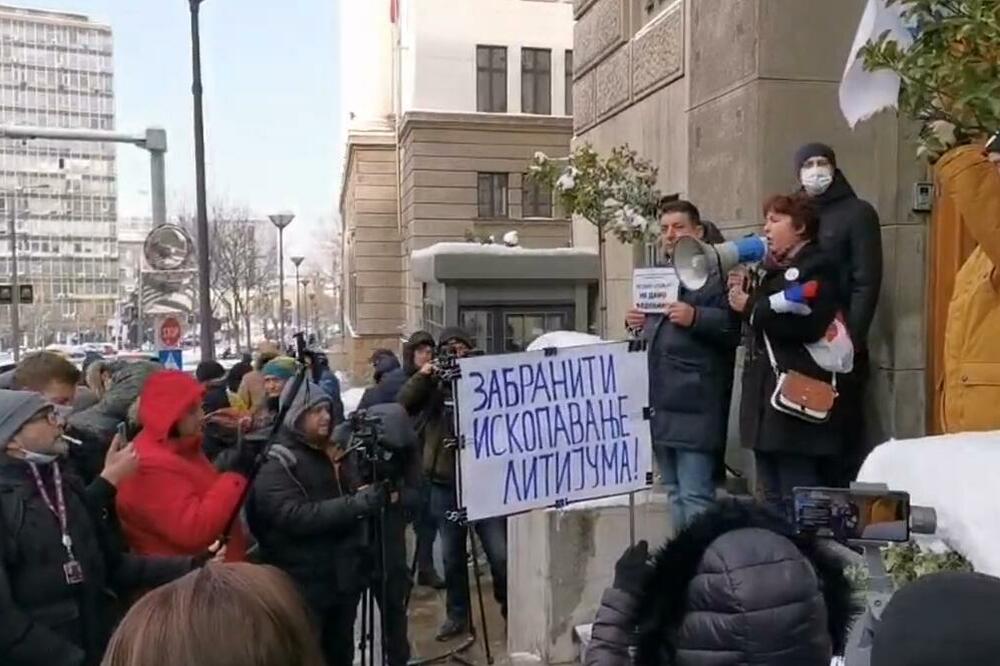 Ekološki aktivisti predali zahteve Vladi Srbije! (VIDEO)