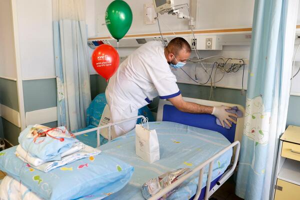 NOVA NADA ZA "DECU LEPTIRE": Revolucionarni LEK od početka sledeće godine i u Srbiji, a evo i koliko KOŠTA...