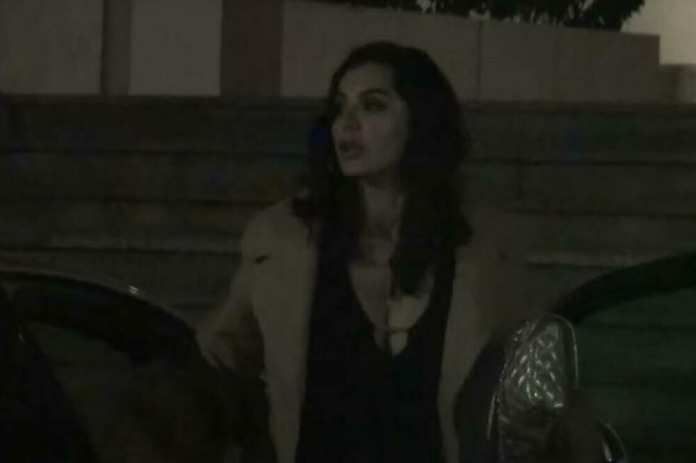 OBJAVLJENA FOTOGRAFIJA NA PROFILU TANJE SAVIĆ: Odlazi!