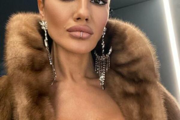 JEZIVA SUDBINA SRPSKE MODELSICE SINDI: Sa bivšim mužem se GODINAMA tužila, UZEO JOJ ĆERKU