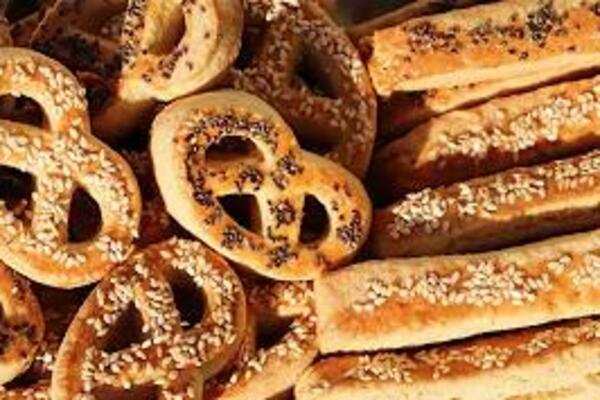 ZBOG ČEGA SE ZA SVETOG SAVU MESE PERECE? Zbog 1 RAZLOGA svaki Srbin DANAS treba da ih ima na astalu!