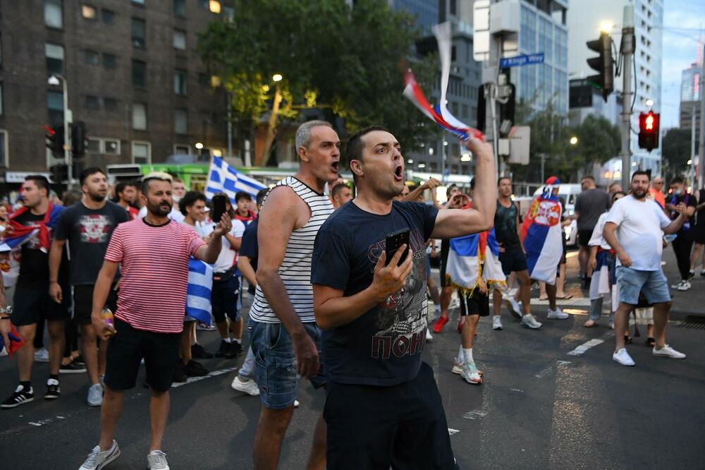 HLADAN TUŠ: Đoković je KRIV - velika anketa otkriva kakav HAOS ga tek ČEKA u Melburnu!